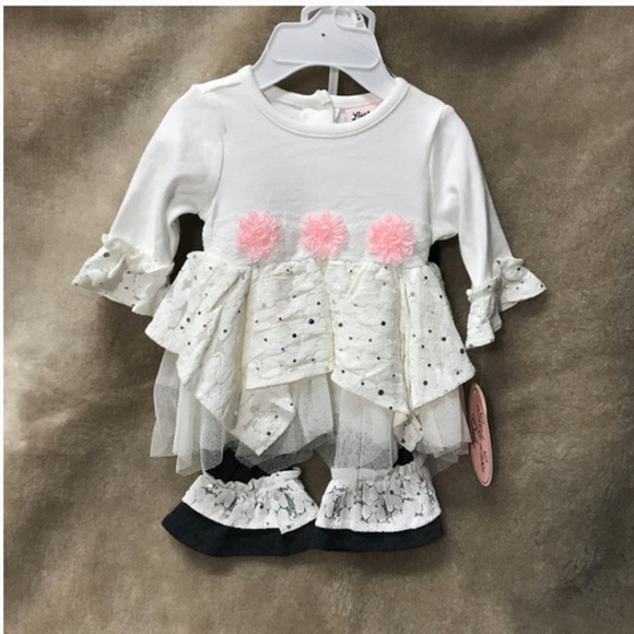 Newborn Other - 0/3mos  little lass baby set black pants